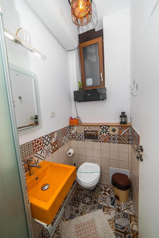 Apartament Luky 12 *